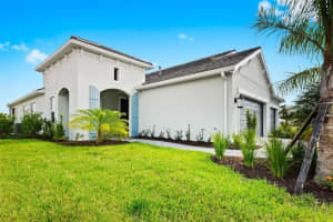 10112 Lake Wales Cir, SARASOTA