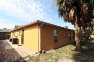 864 Hand Ave, SARASOTA