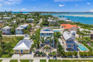 791 Broadway St, LONGBOAT KEY
