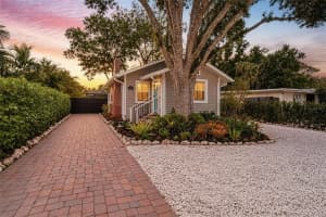 2250 Hillview St, SARASOTA 2250 Hillview St, SARASOTA