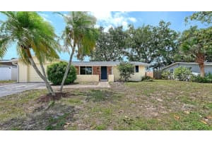 2706 White Sands Dr, SARASOTA