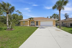 3781 Wayward Ave, NORTH PORT