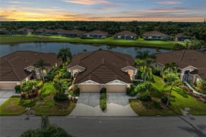 9532 Forest Hills Circle, SARASOTA 9532 Forest Hills Circle, SARASOTA