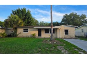731 Lakeside Dr, LARGO 731 Lakeside Dr, LARGO