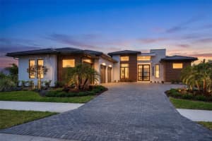 263 Crystal Waters Dr, SARASOTA 263 Crystal Waters Dr, SARASOTA