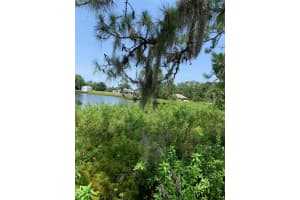 1709 Stream Ave, SEBRING