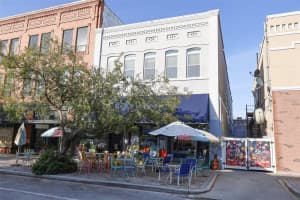 135 S Central Ave, BARTOW