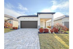 3412 Cup Dr, LAKELAND