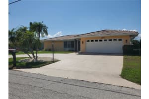 423 Matares Dr, PUNTA GORDA