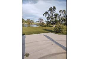 7574 Ratan Cir, PORT CHARLOTTE