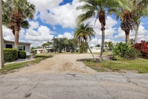 2100 Kings Hwy #1092, PORT CHARLOTTE