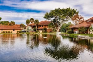 3013 Clark Rd #8, SARASOTA