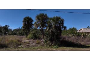 3055 Cabaret St, PORT CHARLOTTE