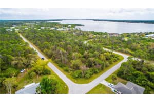 12253 Endicott Ln, PORT CHARLOTTE