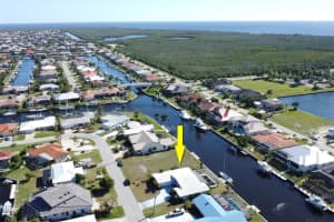 2817 Coral Way, PUNTA GORDA