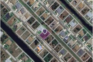 35 Pine Valley Ln, ROTONDA WEST