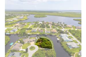 4497 Bayview St, PORT CHARLOTTE