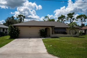 1565 Dorchester St, PORT CHARLOTTE