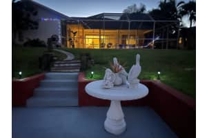 251 Sw 22nd Pl, CAPE CORAL