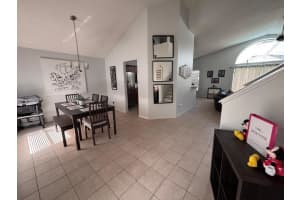 2848 Picadilly Cir, KISSIMMEE