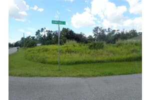 Sunnyvale Rd, NORTH PORT