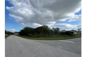 1249 Tropical Cir Nw, PORT CHARLOTTE