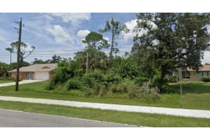 21086 Peachland Blvd, PORT CHARLOTTE
