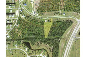 24571 Yacht Club Blvd, PUNTA GORDA