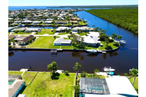 21081 Edgewater Dr, PORT CHARLOTTE