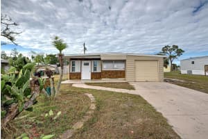 658 Via Cala, ENGLEWOOD