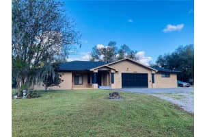 27300 San Carlos Dr, PUNTA GORDA