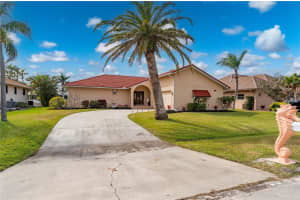 674 Monaco Dr, PUNTA GORDA