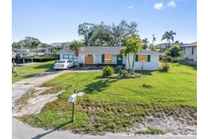 3000 Wisteria Pl, PUNTA GORDA