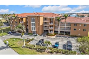 3322 Purple Martin Dr #127, PUNTA GORDA