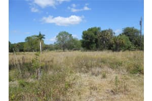 25480 Dundee Rd, PUNTA GORDA