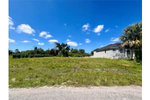 60 Pine Valley Ct, ROTONDA WEST