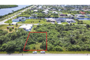 15419 Margo Cir, PORT CHARLOTTE