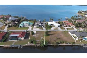 114 Graham St Se, PORT CHARLOTTE