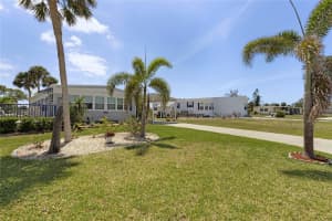 3305 Blue Jay Ln, ENGLEWOOD