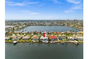 621 Sw 49th Ln, CAPE CORAL