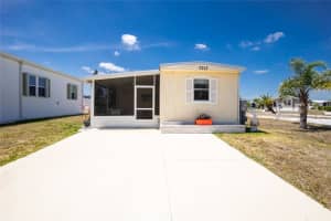 7313 Desant Ln, PORT CHARLOTTE