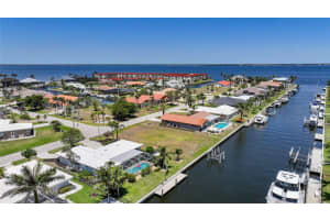 48 Hibiscus Dr, PUNTA GORDA