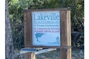 2367 Deerfield Ln, NORTH FORT MYERS