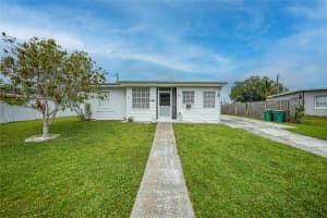 2321 Dallas St, PORT CHARLOTTE