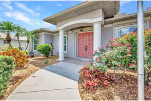12951 Sw Kingsway Cir, LAKE SUZY