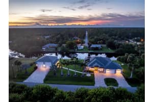 1025 Cheshire St, PORT CHARLOTTE