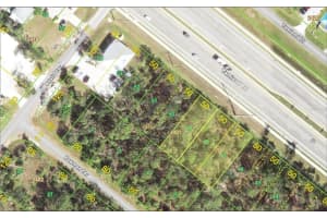 355 Tamiami Trl, PORT CHARLOTTE