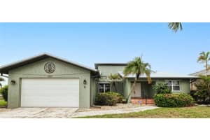 2160 Aqui Esta Dr, PUNTA GORDA