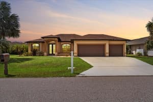 1275 Blue Lake Cir, PUNTA GORDA