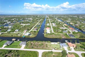 10096 Long Beach St, PORT CHARLOTTE